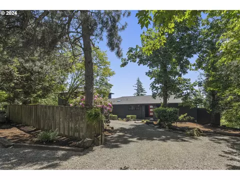 31410 NE Wand Rd, Troutdale, OR 97060