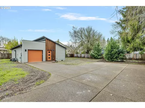 4895 SE Frewing Rd, Hillsboro, OR 97123