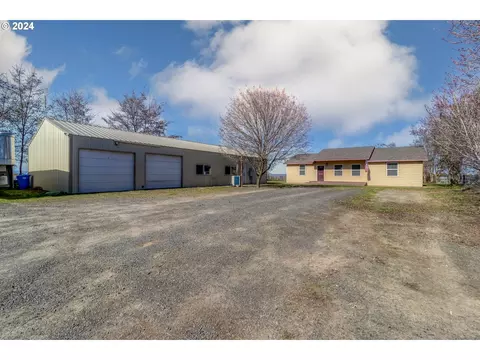53227 W Ferndale Rd, Milton Freewater, OR 97862