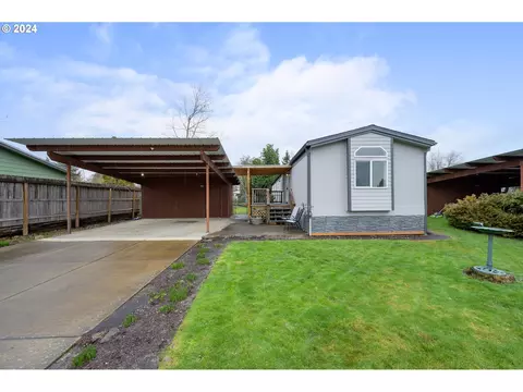 1543 NW 8th St, Mcminnville, OR 97128