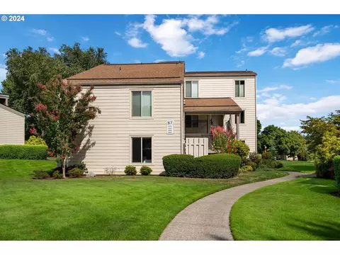 9960 SW Trapper Ter, Beaverton, OR 97008