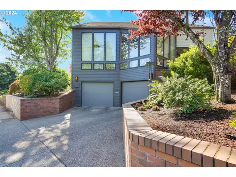 380 Jerris Ave, Salem, OR 97302