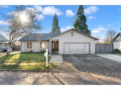 17930 NW Andria Ave, Portland, OR 97229