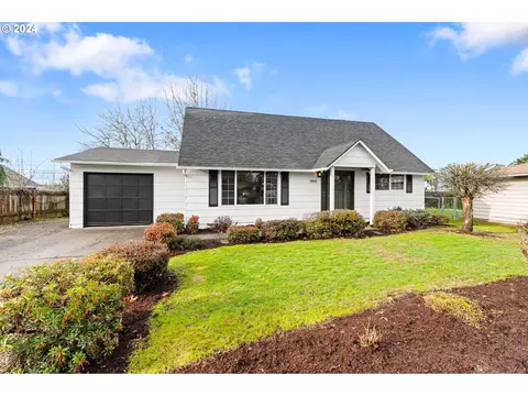 3955 SW 208th Ct, Beaverton, OR 97078