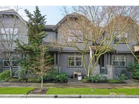 615 SW Rustica Ter, Portland, OR 97225