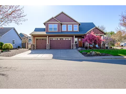 273 SW Bell Dr, Dallas, OR 97338