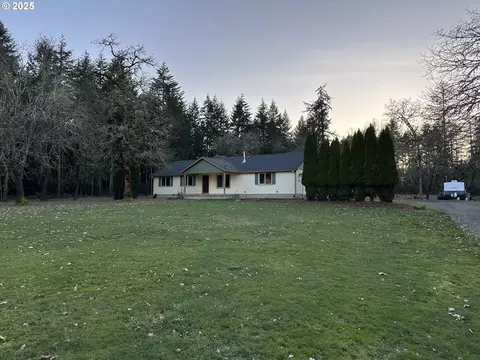 26050 Bud Ln, Veneta, OR 97487