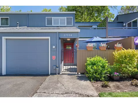 17558 NW Rolling Hill Ln, Beaverton, OR 97006