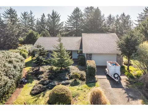 3163 Natalie Way, Bandon, OR 97411