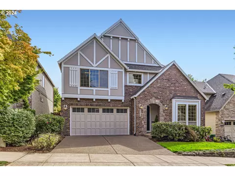 6516 NW Dingo Dr, Portland, OR 97229