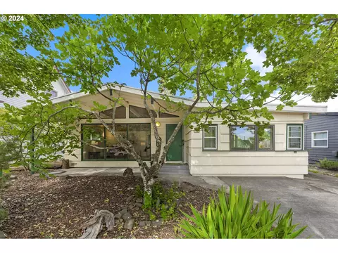 5235 SE 45th Ave, Portland, OR 97206