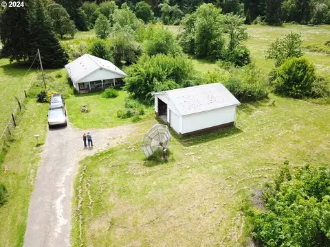 7644 State Highway 38, Drain, OR 97435