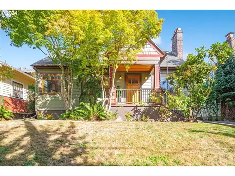 1714 SE 52nd Ave, Portland, OR 97215