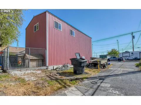 Exterior - 454 E Main St, Athena, OR 97813 photo 7 of 7
