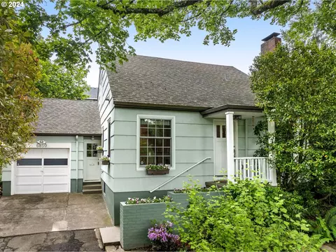 6850 SW 5th Ave, Portland, OR 97219