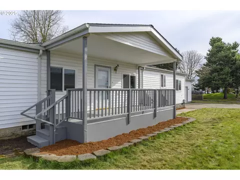 4155 NE Three Mile Ln #164, Mcminnville, OR 97128