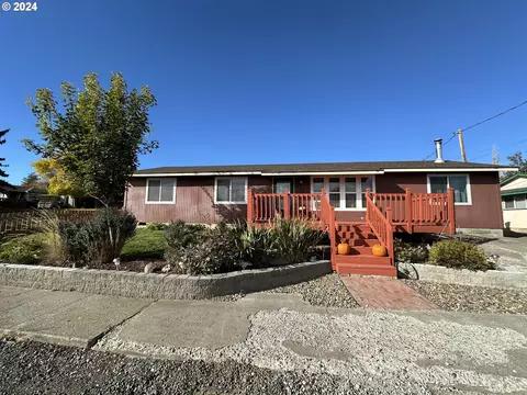 127 N Church St, Condon, OR 97823