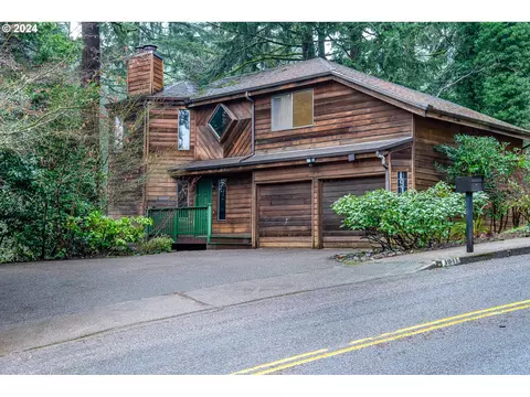1911 Kimberly Dr, Eugene, OR 97405