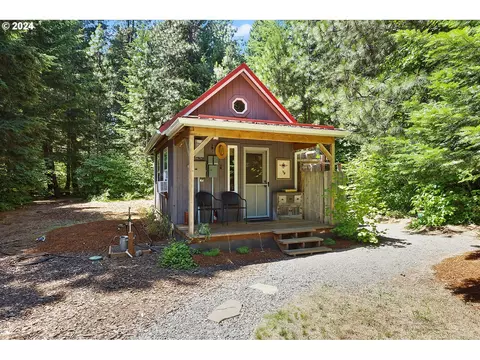 8 Debo Rd, White Salmon, WA 98672