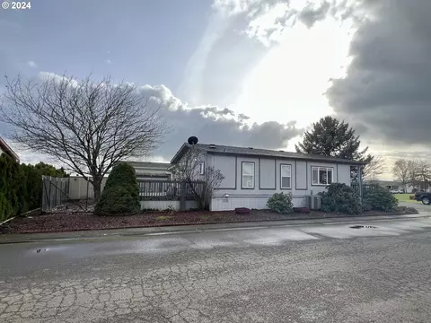 2151 Three Lakes Rd SE #93, Albany, OR 97322