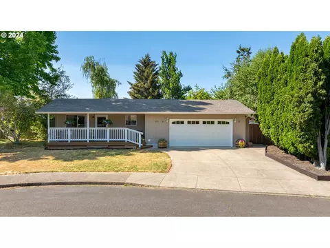 935 NW Chelsea Ct, Mcminnville, OR 97128