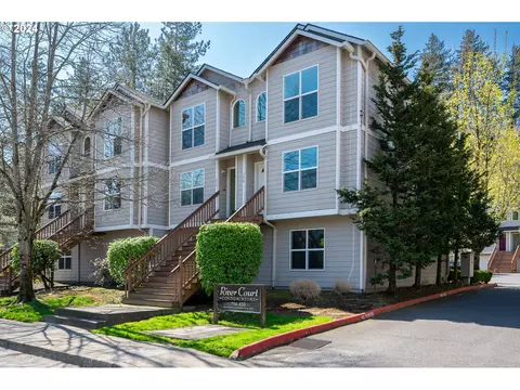 790 E Historic Columbia Ri Hwy, Troutdale, OR 97060