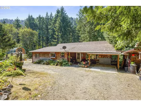 13318 Highway 36, Swisshome, OR 97480