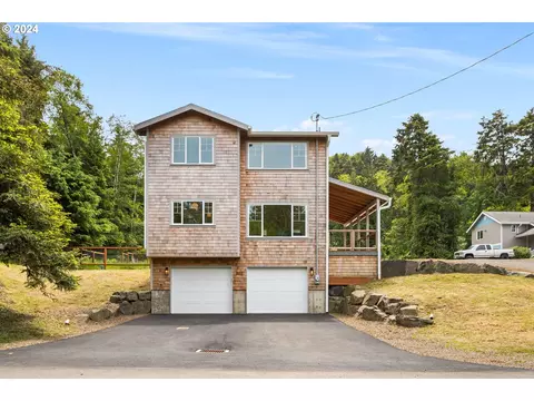 902 S 2nd Ave, Rockaway Beach, OR 97136