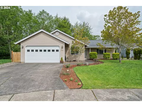765 SW Kalmia Ave, Warrenton, OR 97146