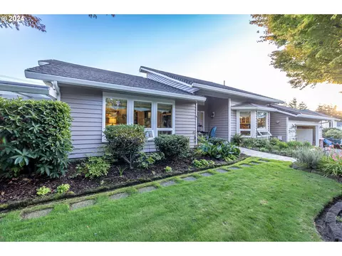 86218 Xylo St, Florence, OR 97439