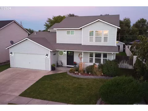 322 NE Marty Dr, Hermiston, OR 97838