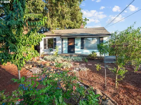 7416 SE Tolman St, Portland, OR 97206