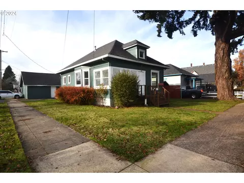 643 NE 7th St, Mcminnville, OR 97128