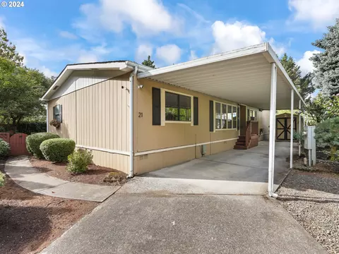 16000 SE Powell Blvd #21, Portland, OR 97236
