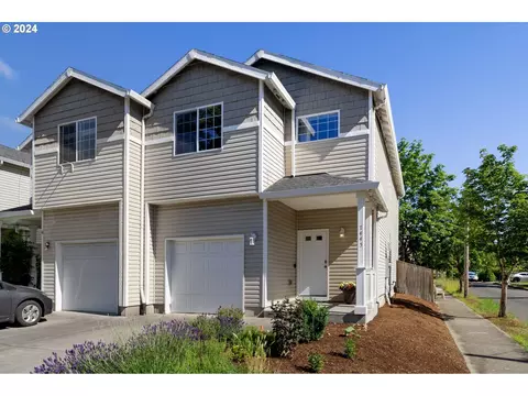 7445 SE Crystal Springs Blvd, Portland, OR 97206