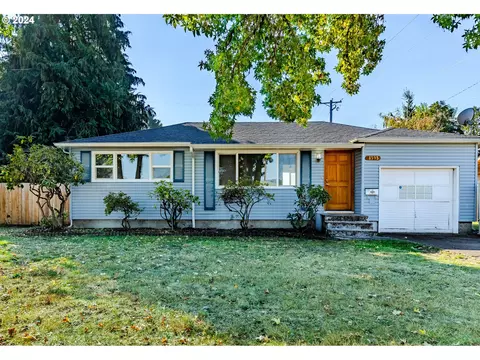 1393 M St, Springfield, OR 97477