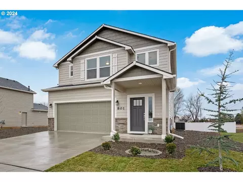 5093 Holly St, Springfield, OR 97478