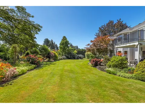 31025 SE Bluff Rd, Gresham, OR 97080