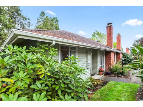 4995 SW Normandy Pl, Beaverton, OR 97005