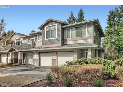 10807 SW Canterbury Ln #102, Portland, OR 97224