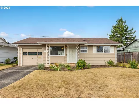 1525 Walton Way, Woodburn, OR 97071