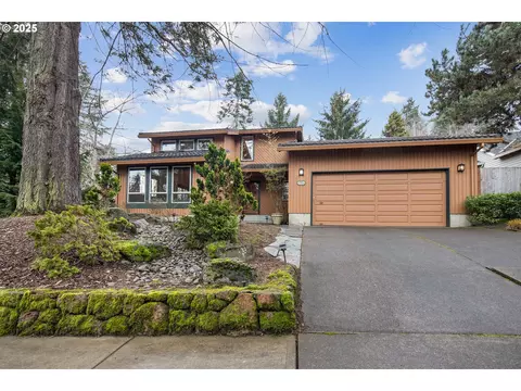 12860 SW Trigger Dr, Beaverton, OR 97008