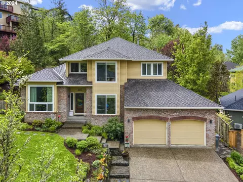 1611 NW Caxton Ct, Portland, OR 97229