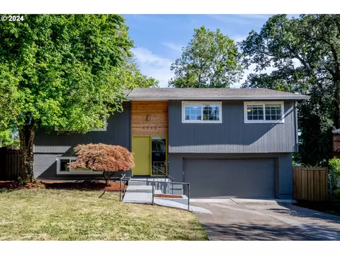 4360 SE Mark Kelly Ct, Milwaukie, OR 97267