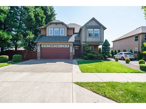 13592 SE Sierra Dr, Clackamas, OR 97015