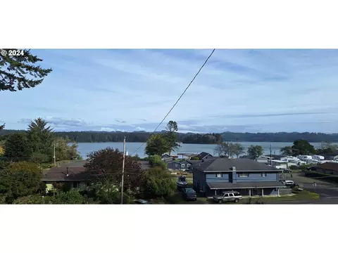 4740 Pacific Ave, Westlake, OR 97493