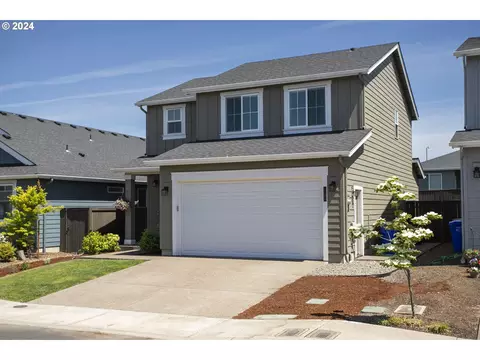 1286 NW Campanella Way, Estacada, OR 97023