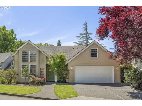1637 NW Potters Ct, Portland, OR 97229