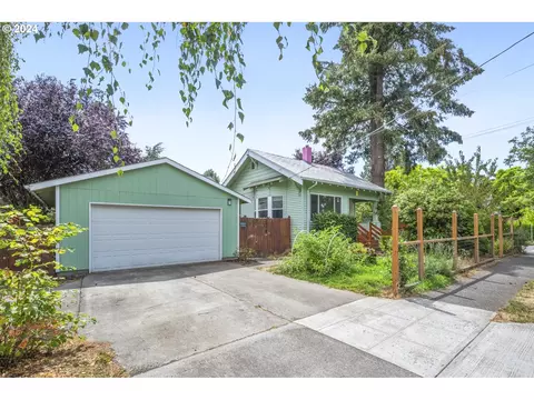 6004 SE Harold St, Portland, OR 97206
