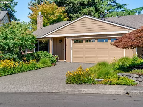 15685 SW Old Orchard Pl, Portland, OR 97224